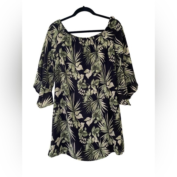 bobeau Dresses & Skirts - Bobeau tropical, print dress
